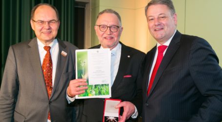 Alt-Bauernverbandspräsident Sonnleitner erhielt Goldenes Ehrenzeichen der Republik