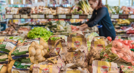 Lebensmittelkette: Verbände verlangen gesetzliche Regelung des Bauernanteiles
