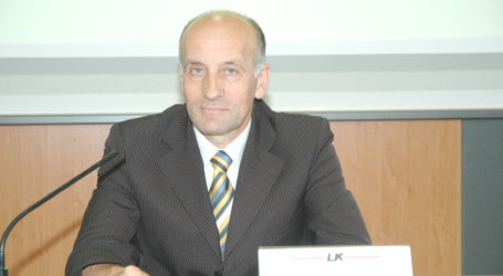 Hautzinger: Versicherungen als Abfederung