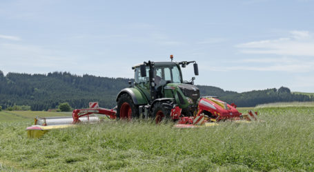 Neuer Walzenaufbereiter für Pöttinger Novacat