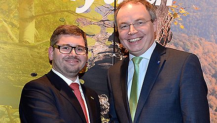 Pernkopf bleibt Bauern als Agrarlandesrat erhalten