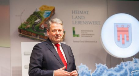 Rupprechter fordert Importstopp für Brasilo-Fleisch