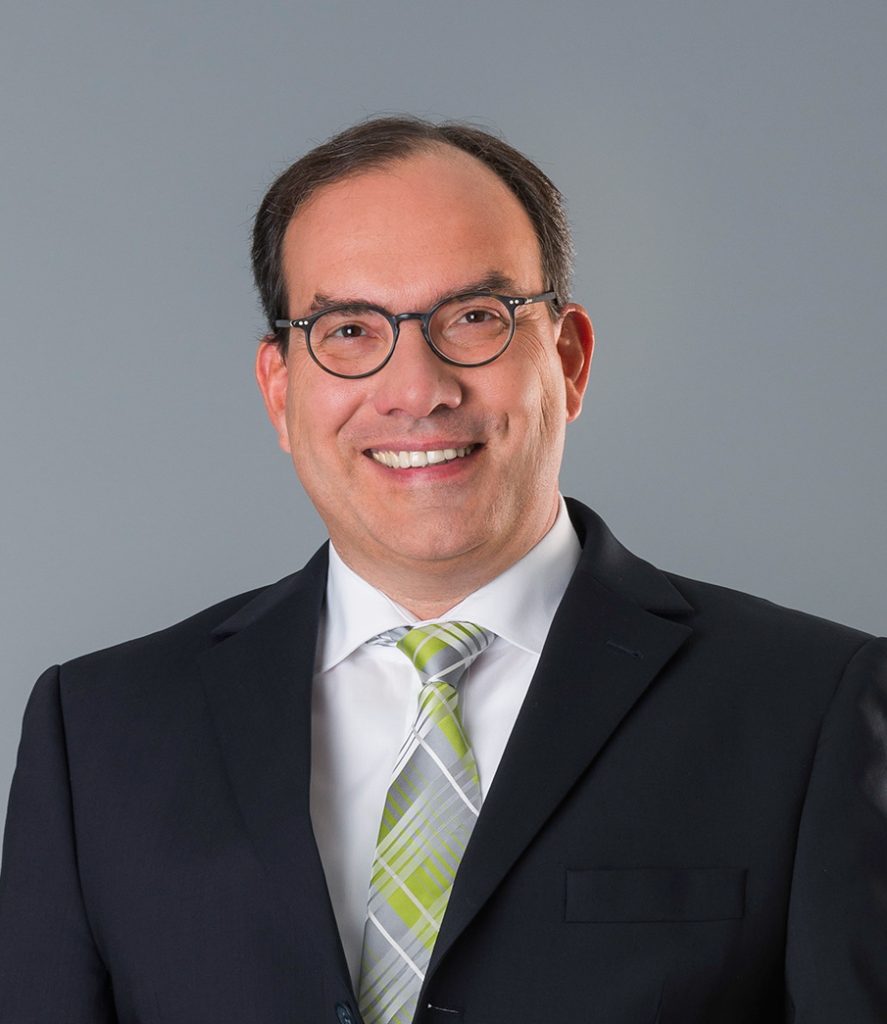 Claas Hermann Lohbeck Unternehmenssprecher Blick ins Land