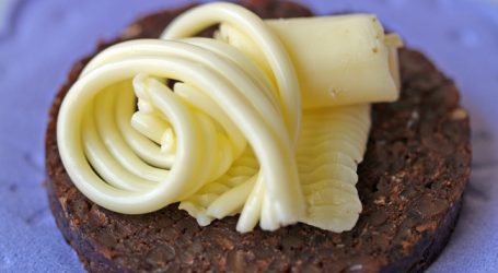 Schweizern fehlt die Butter aufs Brot