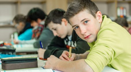 Schulprogramm mit 4,2 Mio. Euro ausgestattet