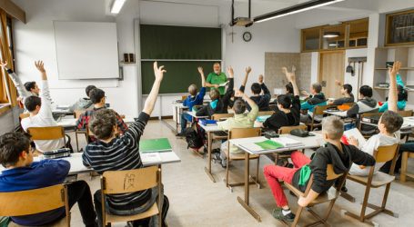 „FarmLife“: Betriebsmanagement an Landwirtschaftsschulen
