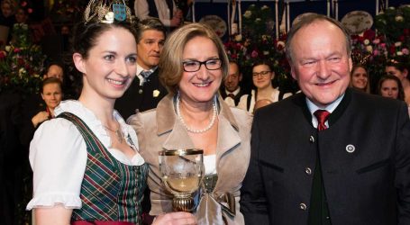 NÖ Bauernbundball im Wahl-Vorfeld