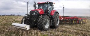 Case IH: Bodensensor steuert Anbaugeräte