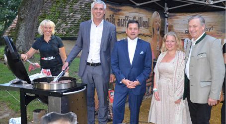 ARGE Rind mit AMA-Gütesiegel bei REWE zufrieden