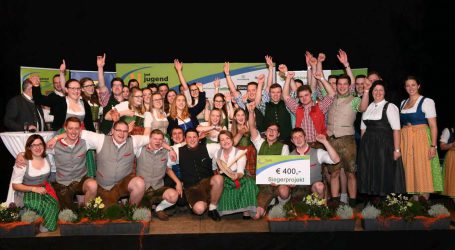 Landjugend zog Küken groß