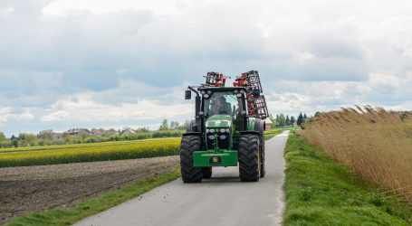 ÖKL legt Der-Traktor-im-Straßenverkehr neu auf