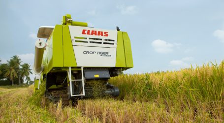Claas-India lieferte 10.000sten Tiger aus