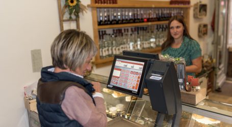 Direktverkauf und Bewirtschaftung sind gestattet