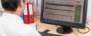 Köstinger gibt Breitband-Ausbau einen Schub