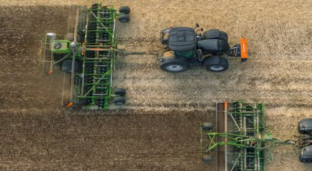 Schlagkräftige Einmischung von Amazone