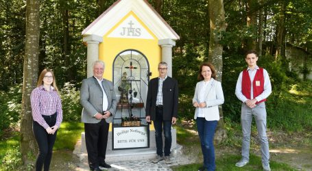 Schüler gestalteten Notburga-Marterl