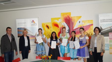 LFS Kleinraming bildete Käsekennerinnen aus