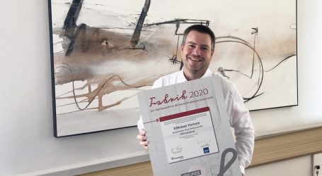 „Effiziente Fabrik“ steht in St. Valtentin