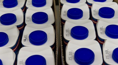 Wieder Blockaden vor Aldi Zentrallagern