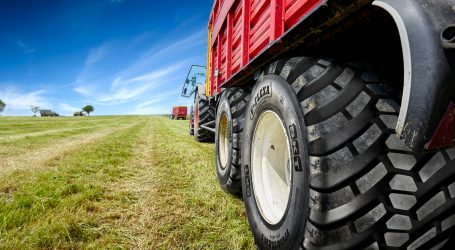 BKT stellt drei Reifentypen für Anhänger vor