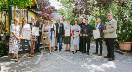 Beste Top-Heurige in NÖ prämiert