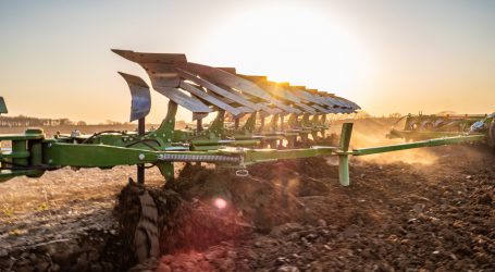 Ein Drehpflug für sehr schwere Traktoren