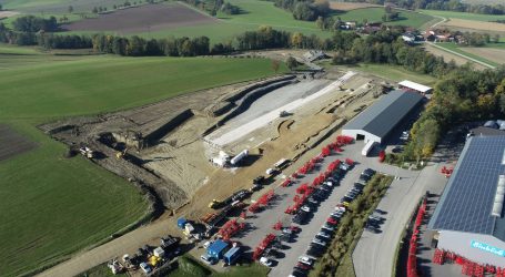 Einböck verdoppelt seine Kapazitäten