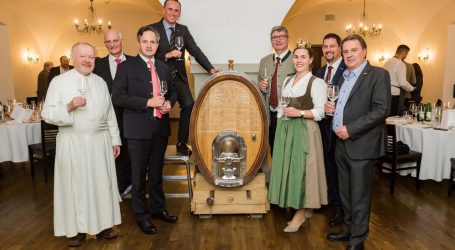 Sein Name sei Legatus