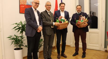 Apfelernte  trifft auf Saisonierlücke