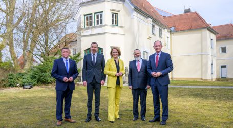 Nachnutzung von Schloss Sooß  als Chabad-Campus