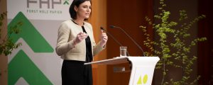 Berliner Symposium diskutiert Forstpolitik