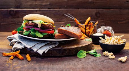 Pflanzliche Texturate als Basis für Fleischimitate