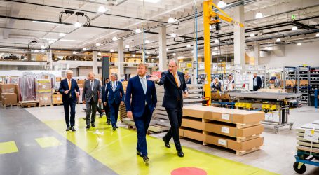 König Willem Alexander eröffnet Lely Campus