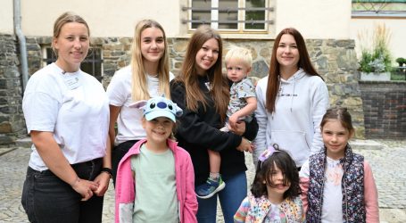 Sommercamp mit Unterstützung aus Warth