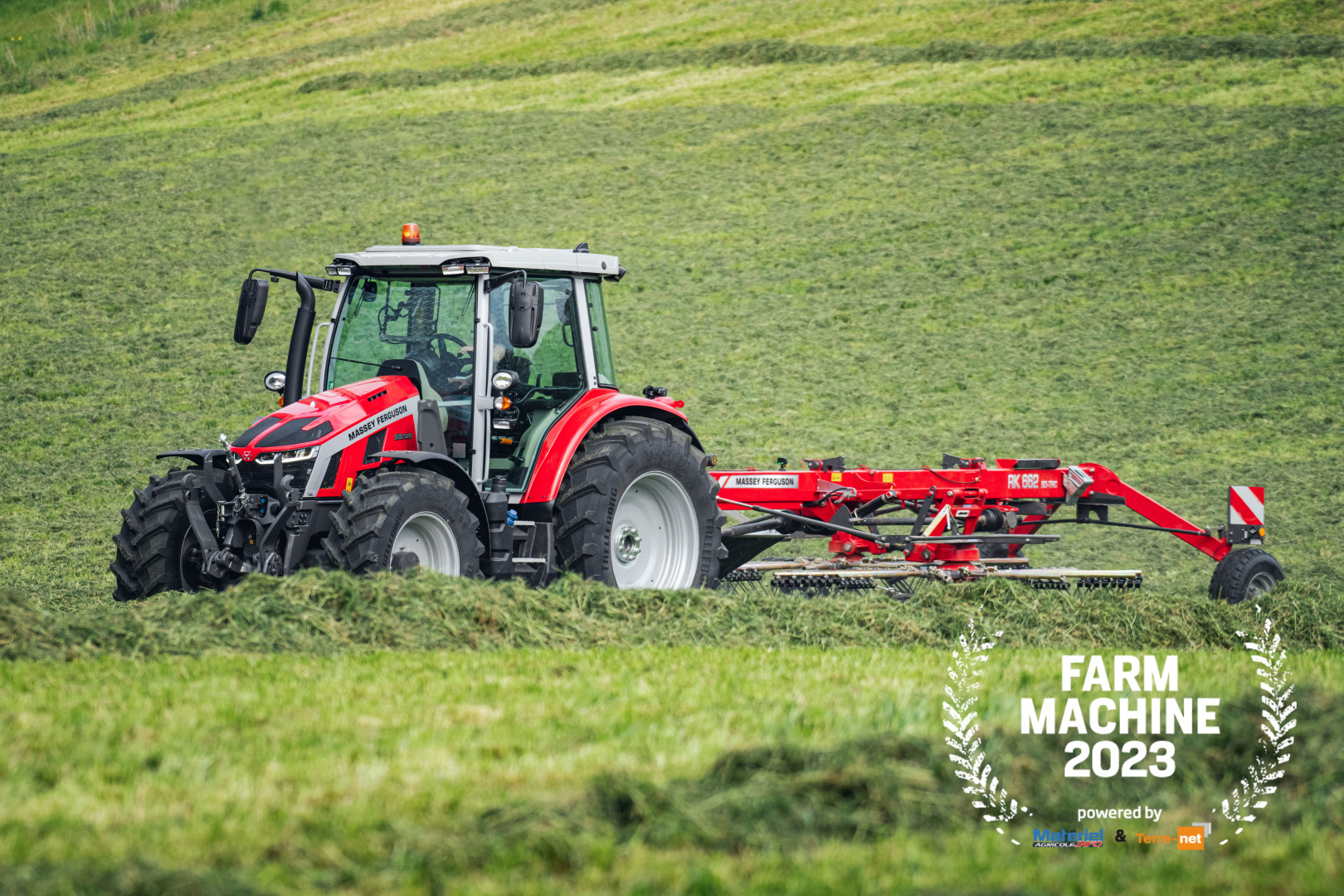 MF 5S gewinnt Farm Machine Award 2023 Blick ins Land