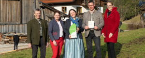 Green Care-Tafel für Biobauernhof Erlthal