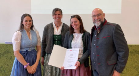 Neue Käsebotschafterin an Fachschule Warth