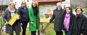 Bienenlehrpfad in Hohenlehen eröffnet
