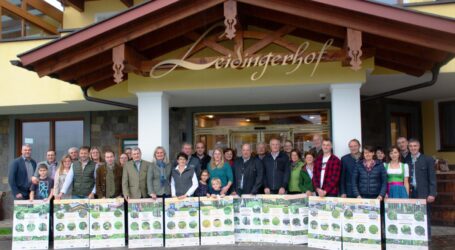 Woerle zeichnet 15 Bauern aus