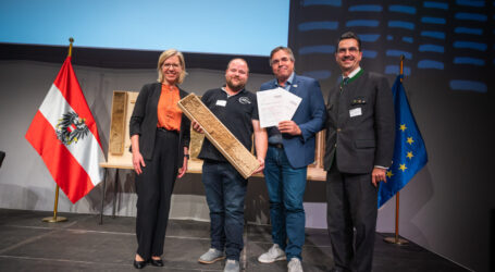 „Erdreich“ Bodenschutzpreis an Verein Boden.Leben