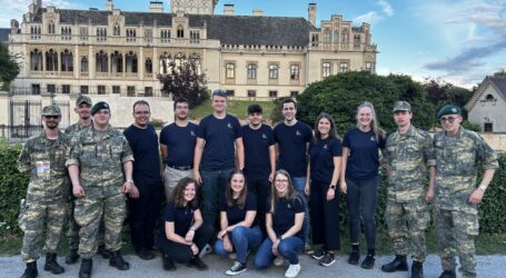 Schulsprengel unterstütz Licht ins Dunkel