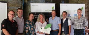 Auszeithof Enk erhält Green Care Hoftafel
