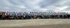Rad-Demo gegen Rodung der Fischa-Au